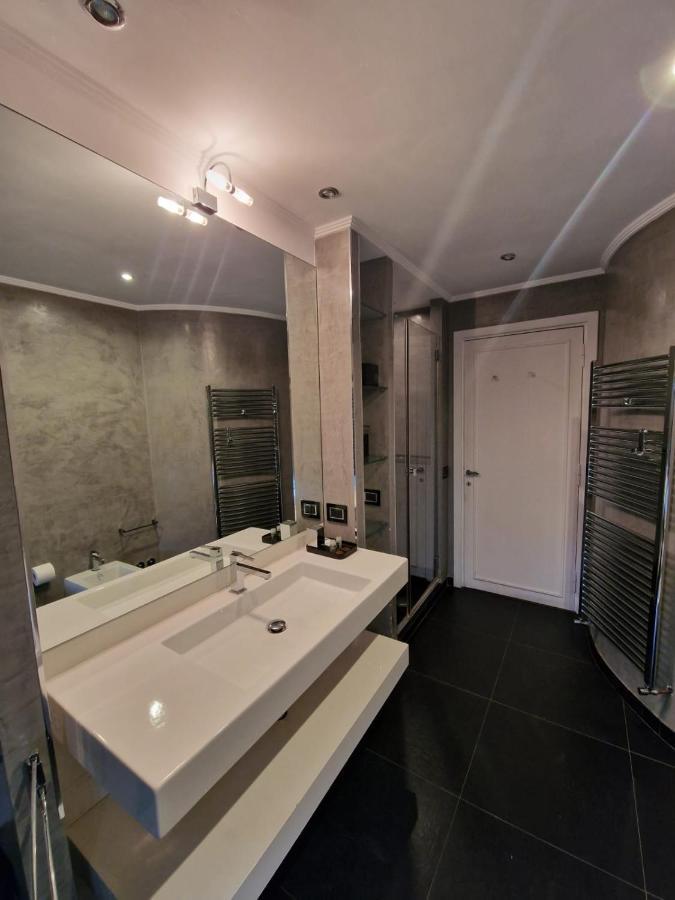 Elegant Rooms Parioli โรม ภายนอก รูปภาพ
